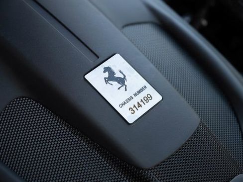 Certified 2025 Ferrari Roma Spider image 15