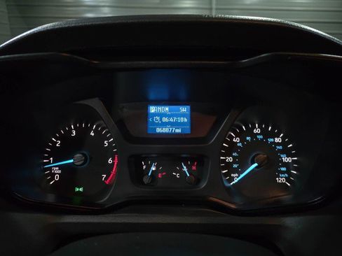 Used 2018 Ford Transit 350 XLT image 23