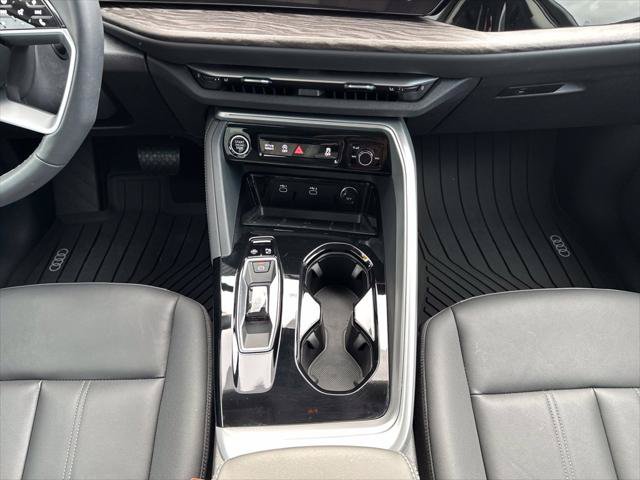 Used 2025 Audi Q5 Premium Plus AWD/4WD image 17