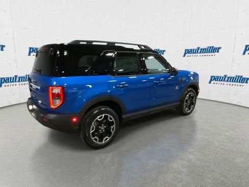 Used 2025 Ford Bronco Sport Outer Banks w/ Outer Banks Tech Package+ AWD/4WD image 11