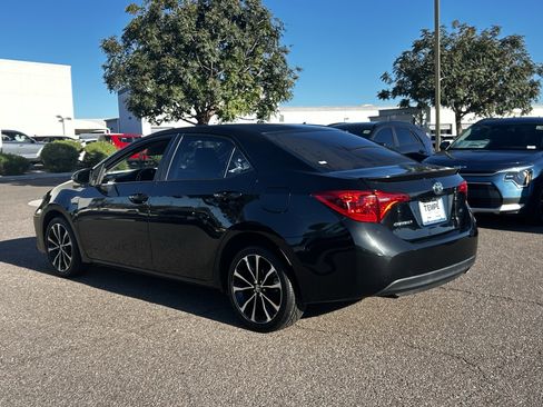 Used 2018 Toyota Corolla SE image 6