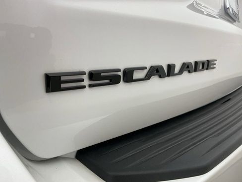 Used 2025 Cadillac Escalade Sport Platinum w/ LPO, ONYX Package AWD/4WD image 34