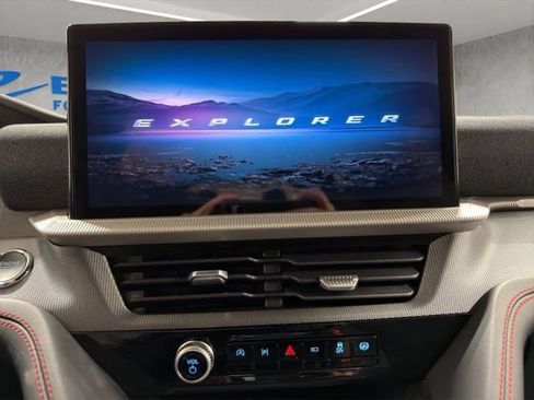 New 2026 Ford Explorer ST-Line w/ ST-Line Street Pack AWD/4WD image 17