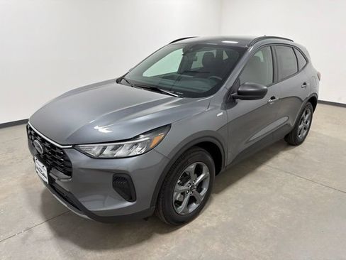 New 2026 Ford Escape ST-Line w/ Tech Pack #1 AWD/4WD image 7