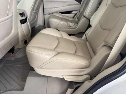 Used 2019 Cadillac Escalade Premium Luxury w/ LPO, Radiant Package AWD/4WD image 43