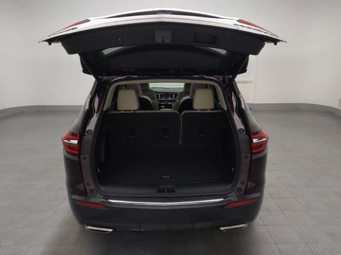 Used 2018 Buick Enclave Premium w/ Experience Buick Package FWD image 29