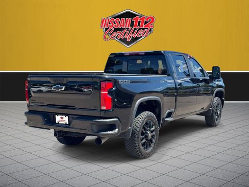 Used 2025 Chevrolet Silverado 2500 LT w/ Trail Boss Package AWD/4WD image 7