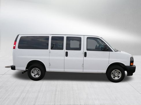 Used 2023 Chevrolet Express 2500 LS w/ Driver Convenience Package image 8