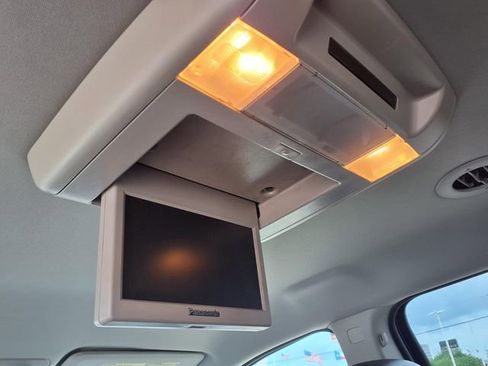 Used 2015 GMC Acadia SLT image 8