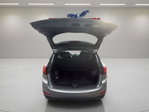 Used 2012 Hyundai Tucson GLS image 15