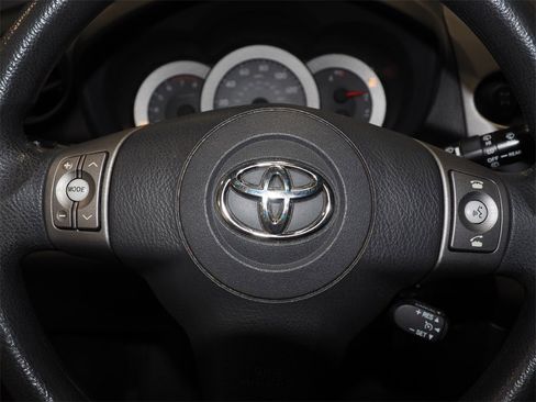 Used 2007 Toyota RAV4 Sport image 19
