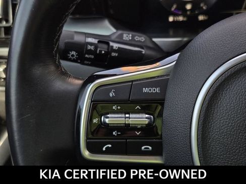 Certified 2023 Kia Sorento SX FWD image 29