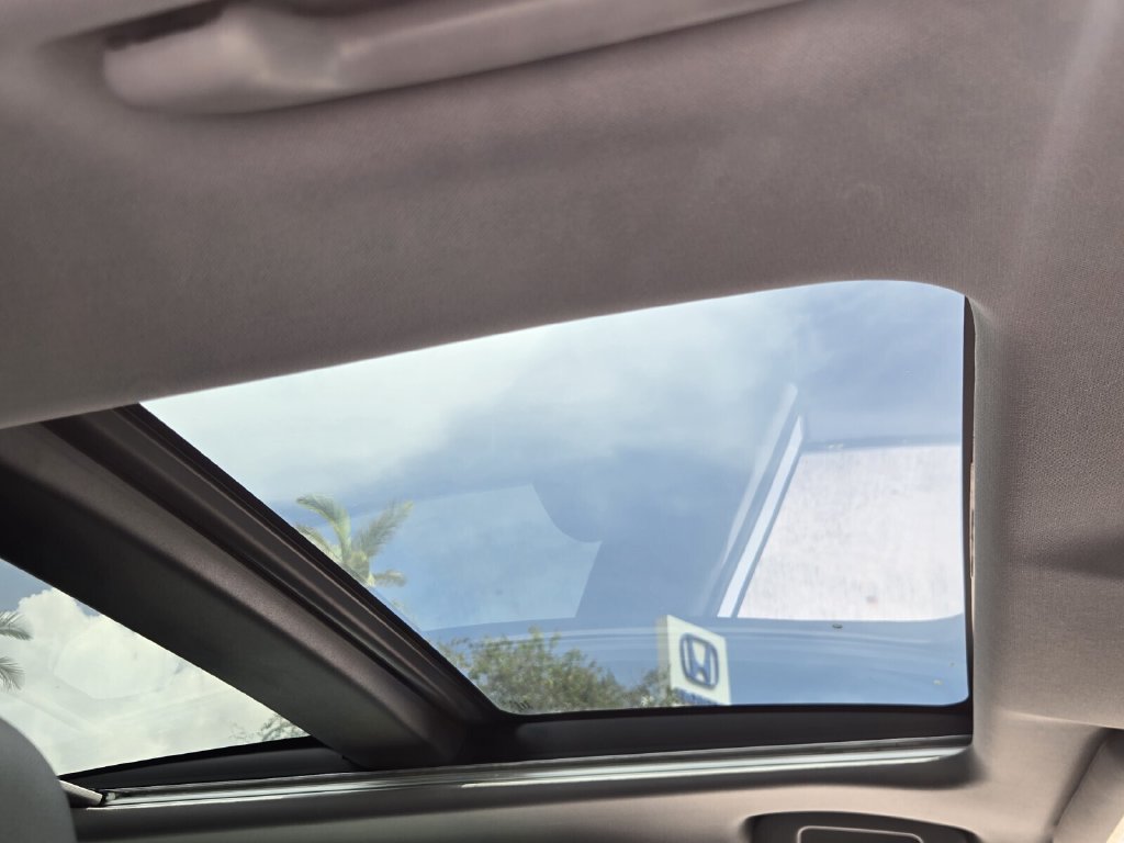 Used 2022 Toyota Camry XSE w/ Navigation Package FWD image 18