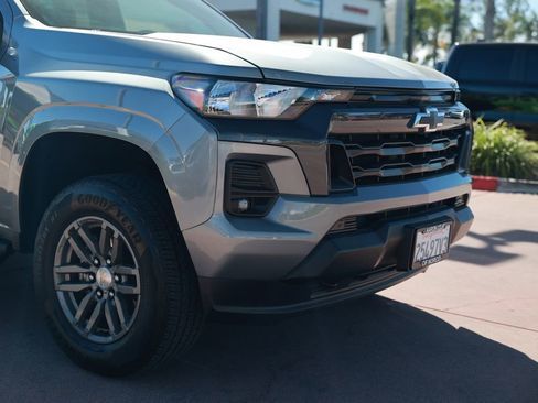 Used 2023 Chevrolet Colorado LT w/ LT Convenience Package II image 7