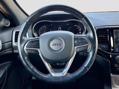 Used 2020 Jeep Grand Cherokee Limited image 11