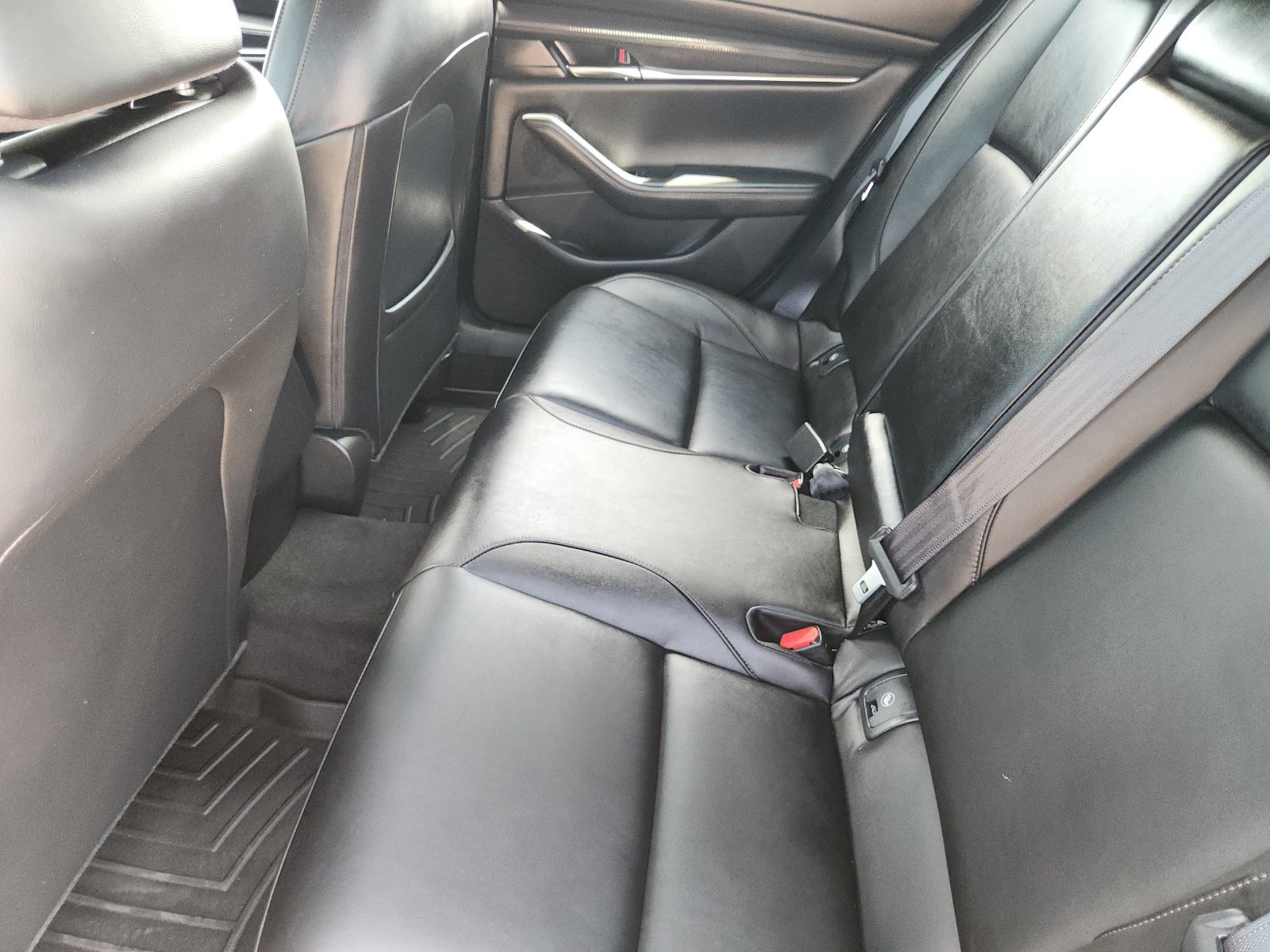 Used 2023 MAZDA MAZDA3 s FWD image 33
