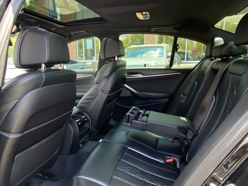 Used 2022 BMW 530i w/ Executive Package RWD image 23