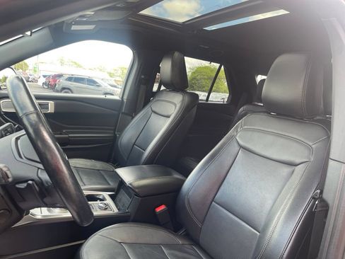 Used 2020 Ford Explorer Limited AWD/4WD image 18