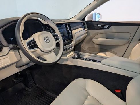 Used 2023 Volvo XC60 B5 Plus w/ Climate Package image 14