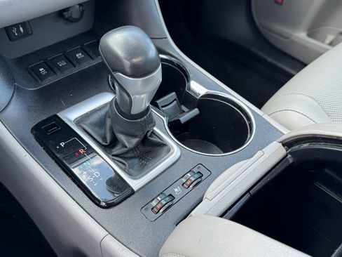 Used 2015 Toyota Highlander Limited Platinum image 31