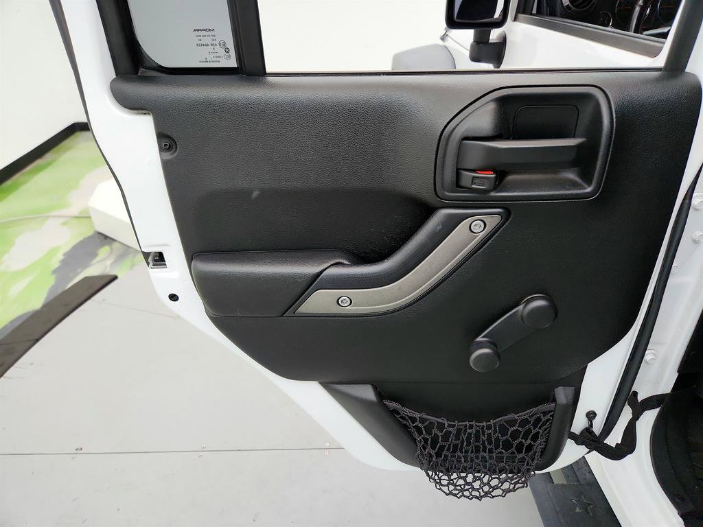 Used 2017 Jeep Wrangler Unlimited Sport w/ Max Tow Package AWD/4WD image 22