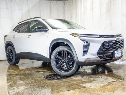 New 2026 Chevrolet Trax ACTIV w/ Sunroof Package image 2