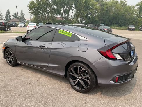Used 2020 Honda Civic Sport image 4