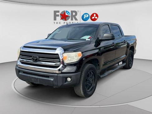 Used 2016 Toyota Tundra SR5 w/ SR5 Upgrade Package AWD/4WD image 1