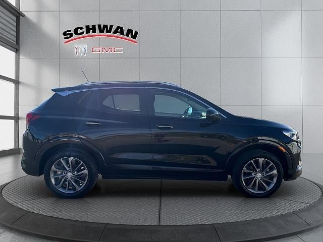 Used 2022 Buick Encore GX Select w/ Sport Touring Package AWD/4WD image 3