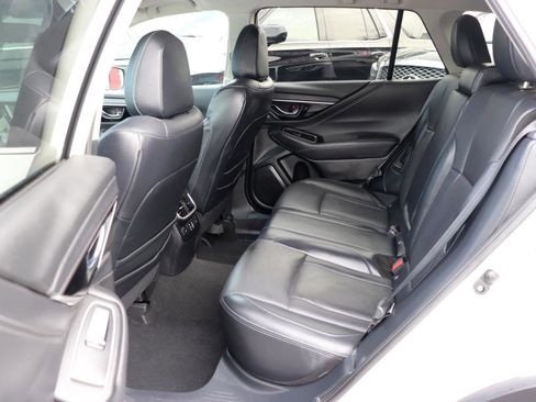 Used 2024 Subaru Outback Limited XT image 12