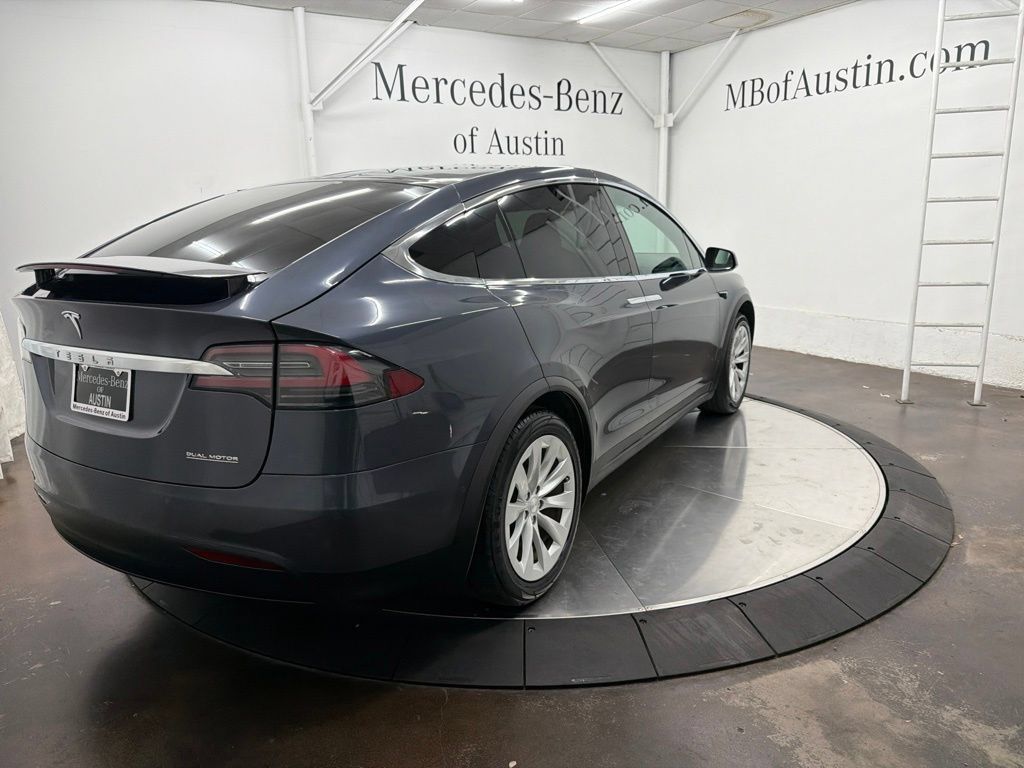 Used 2019 Tesla Model X Performance AWD/4WD image 7