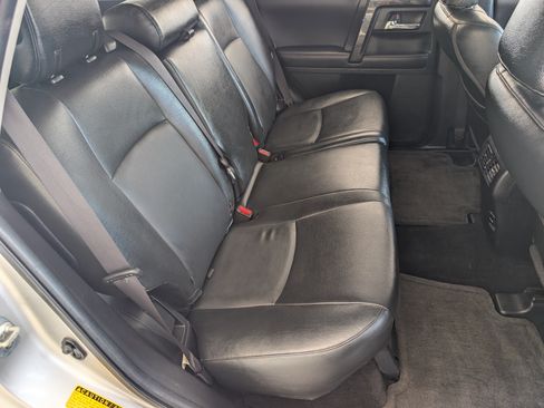 Used 2016 Toyota 4Runner Trail AWD/4WD image 19