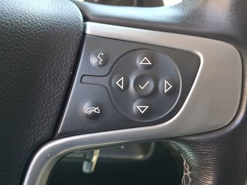 Used 2015 GMC Yukon SLE image 25