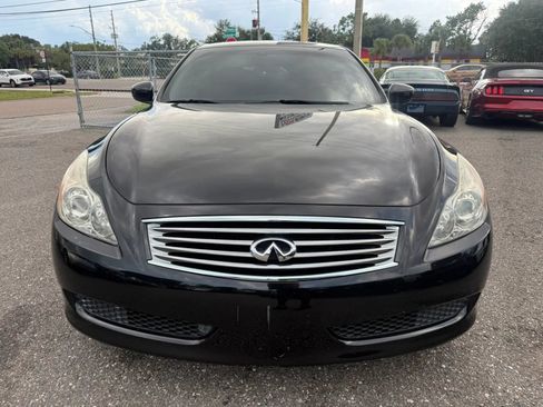 Used 2009 INFINITI G37 Convertible w/ Premium Pkg RWD image 2