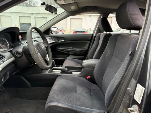 Used 2012 Honda Accord LX image 2