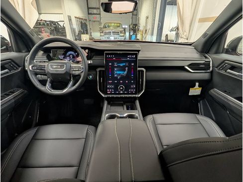 New 2026 GMC Acadia Elevation w/ Elevation Premium Package AWD/4WD image 8
