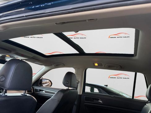 Used 2019 Volkswagen Atlas SEL R-Line image 34