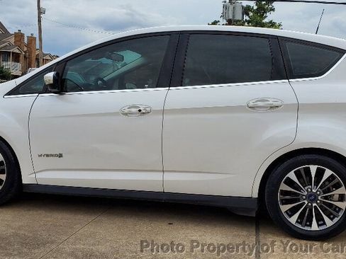 Used 2018 Ford C-MAX Titanium w/ Equipment Group 301A image 14