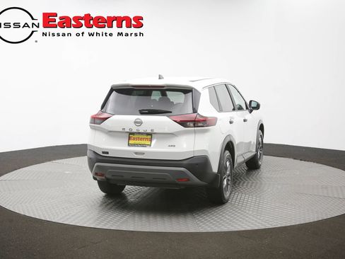 Used 2023 Nissan Rogue S AWD/4WD image 39