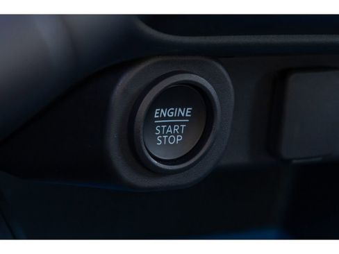 New 2025 Ford Maverick XLT w/ Equipment Group 301A image 27