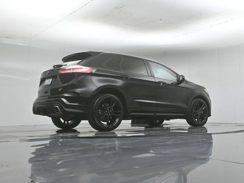 Used 2019 Ford Edge ST w/ Equipment Group 401A AWD/4WD image 48
