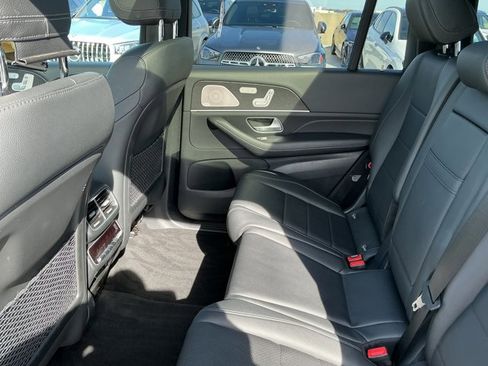 Certified 2022 Mercedes-Benz GLS 450 4MATIC image 14