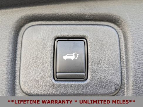 Used 2024 Nissan Murano SL image 15