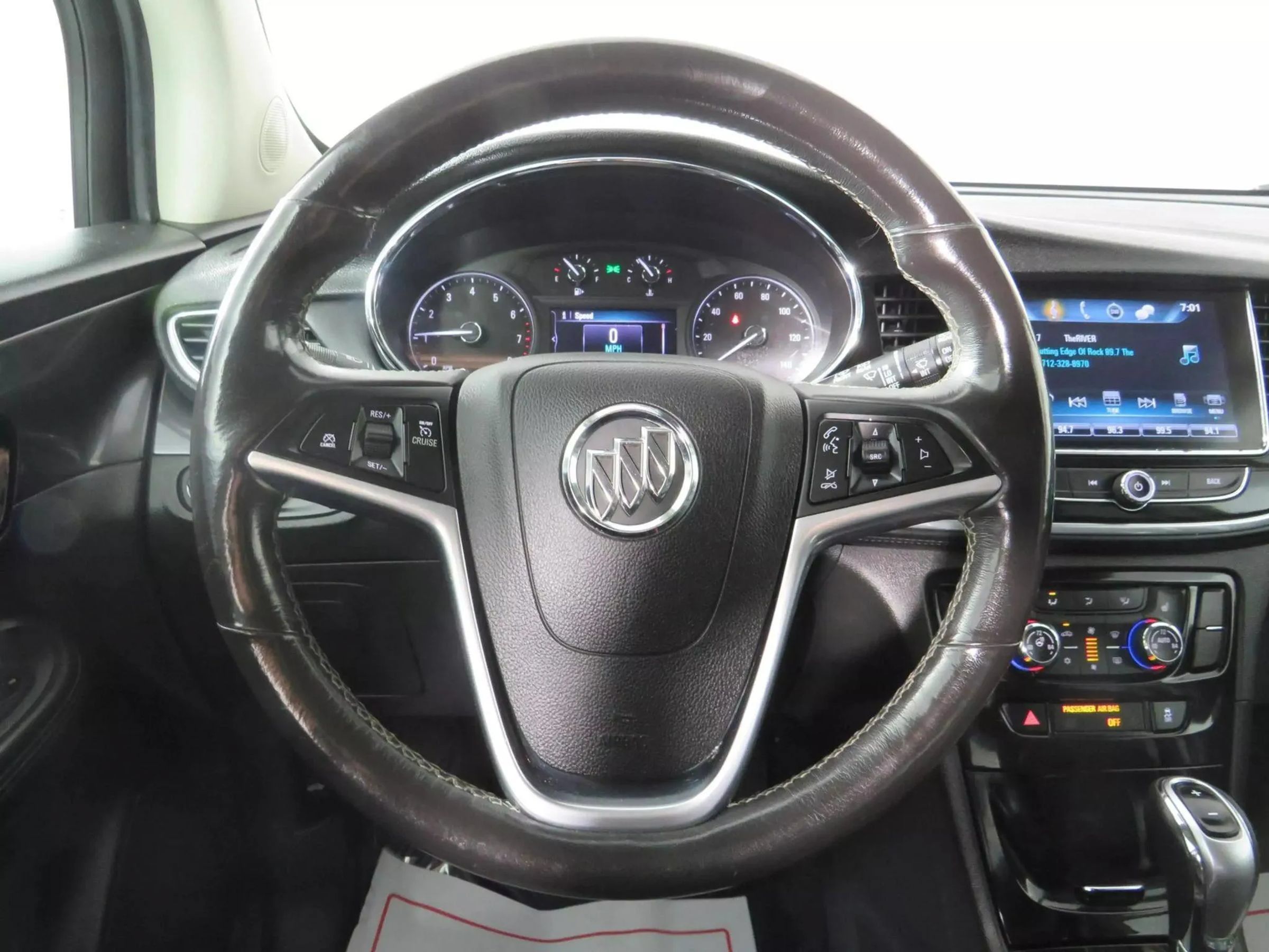 Used 2020 Buick Encore Essence AWD/4WD image 13