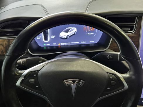 Used 2017 Tesla Model X 90D AWD/4WD image 14