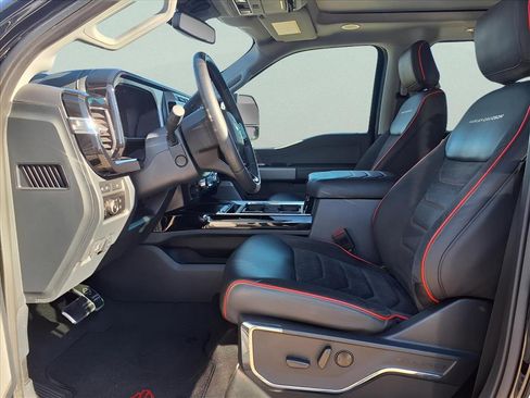 Used 2023 Ford F250 Lariat w/ Lariat Ultimate Package image 11