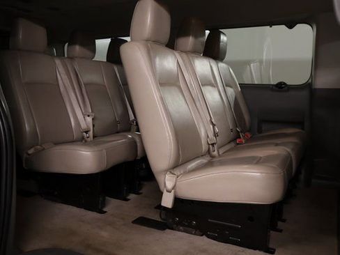 Used 2017 Nissan NV 3500 SL image 26