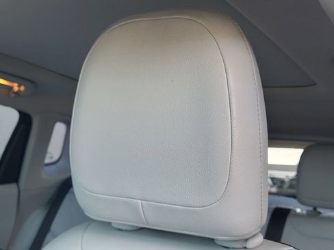 Used 2017 Jeep Compass Limited w/ Navigation Group image 9