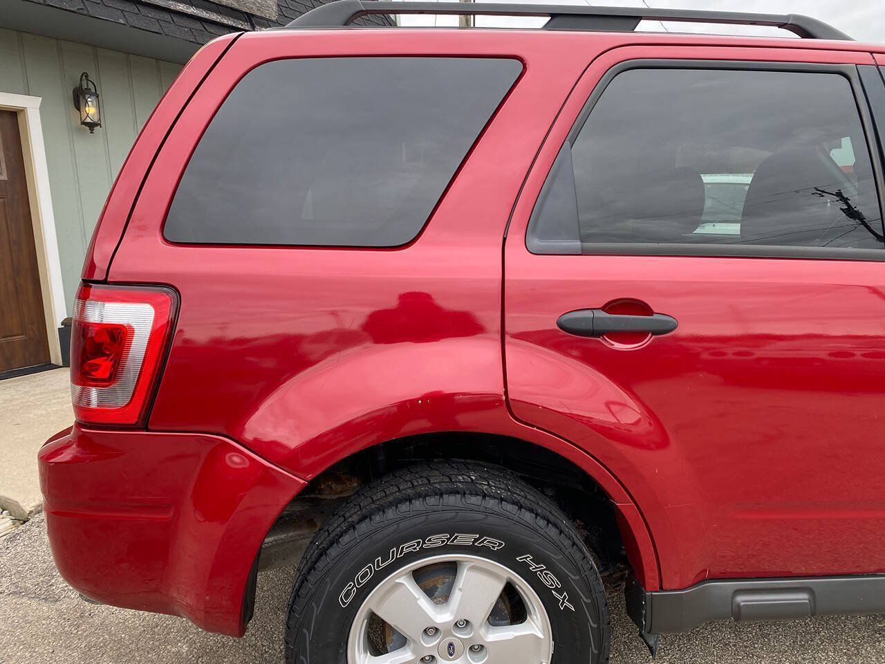 Used 2010 Ford Escape XLT FWD image 45