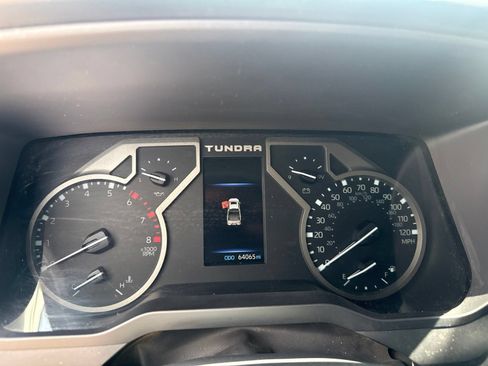 Used 2023 Toyota Tundra Limited AWD/4WD image 12